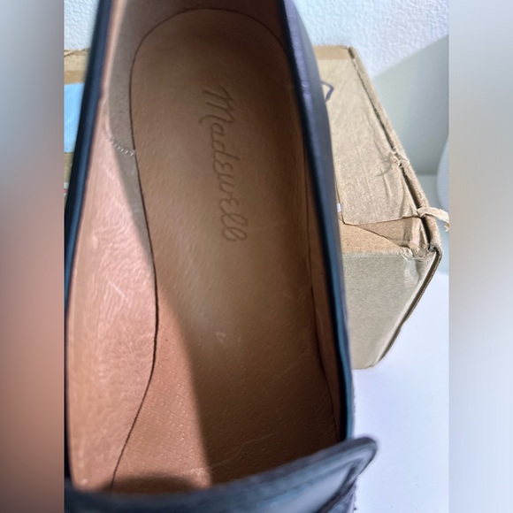 MADEWELL - Bradley Lugsole Loafer in Leather (SIZE 7 1/2) - Picture 8 of 12